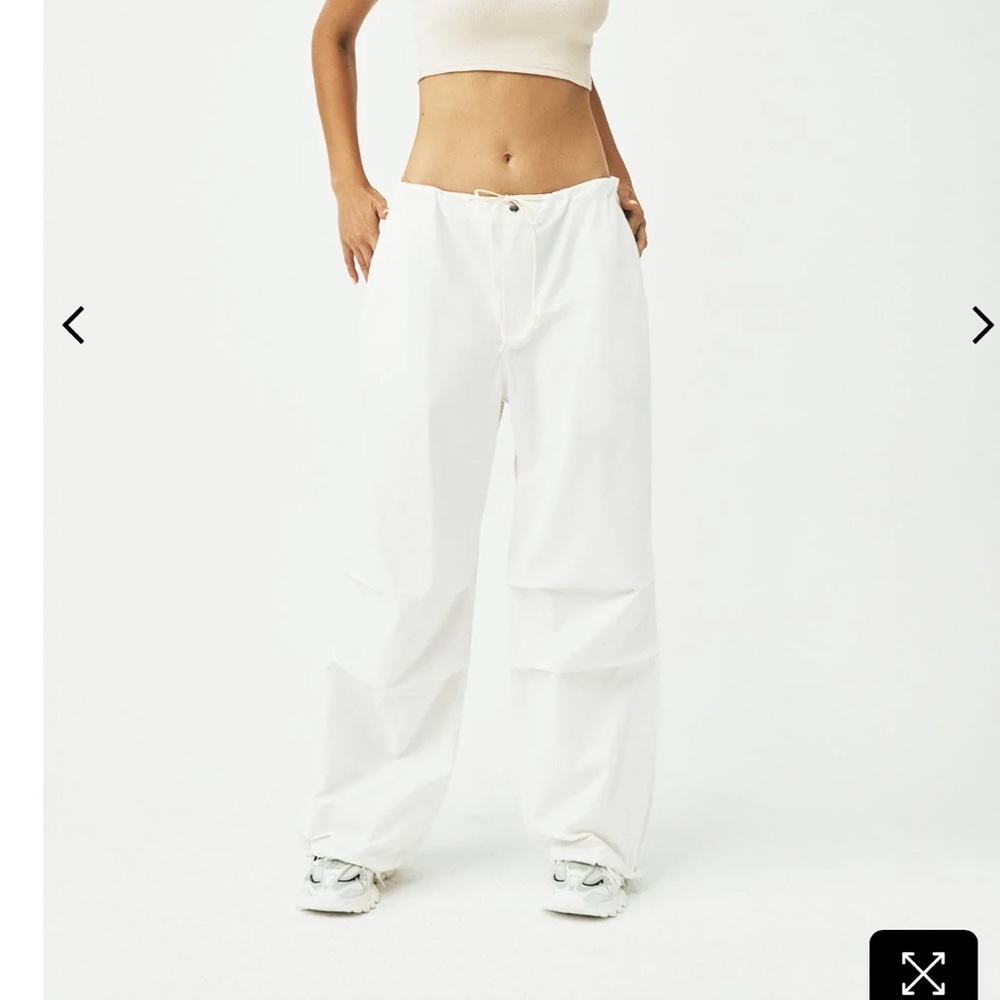 Solado Slant Pocket Drawstring Low Waist Parachute Pants - White - Size Small